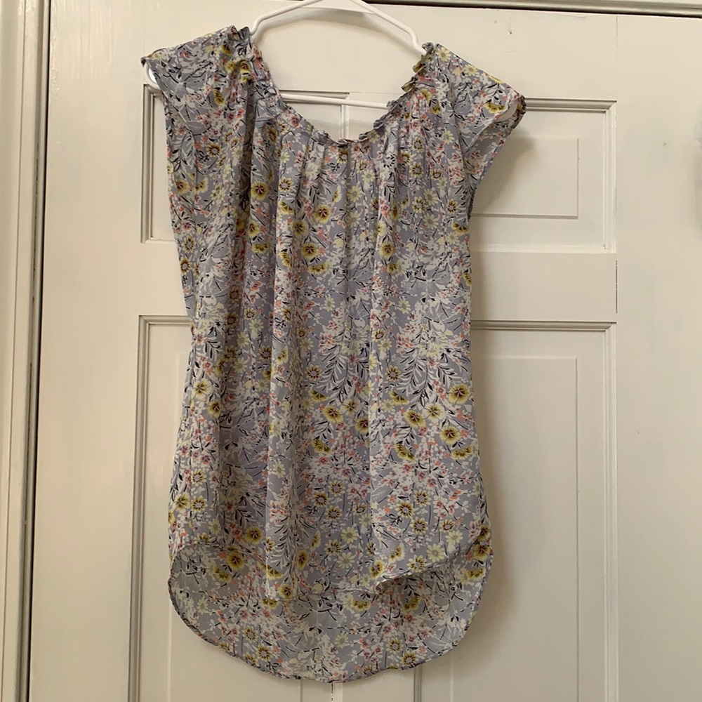 Lauren Conrad short sleeve blouse